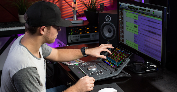 AVID DOCK - Avid - 製品情報 | TACSYSTEM